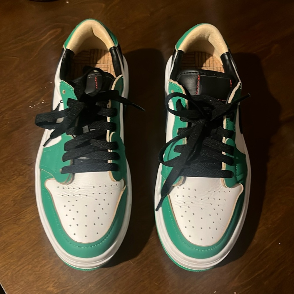 Nike Air Jordan 1